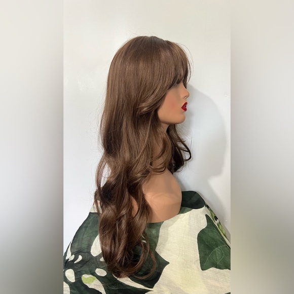 Brown Wavy Hair Wig - Realistic & Natural Look - Picture 5 of 7